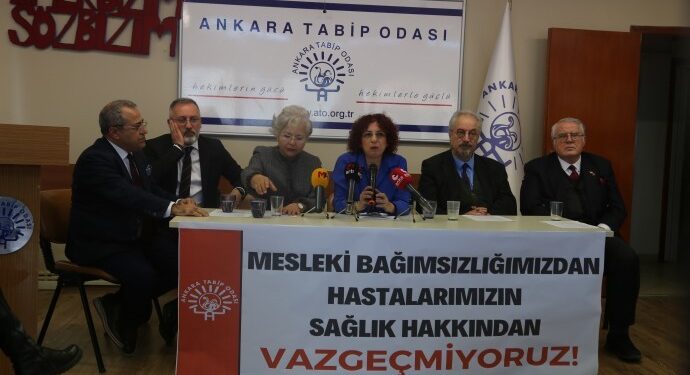 Doktorlardan Koca’ya yönetmelik tepkisi: Hak ihlallerinin sorumlusu kim olacak?