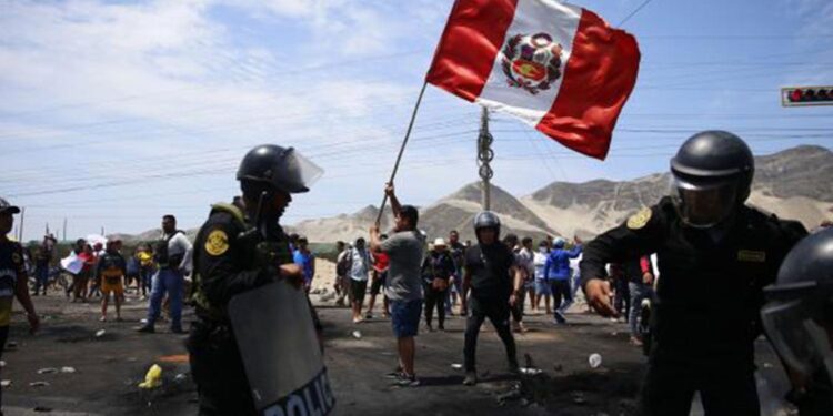 Peru’da hükümet karşıtı eylemlerde ölü sayısı 47’ye çıktı