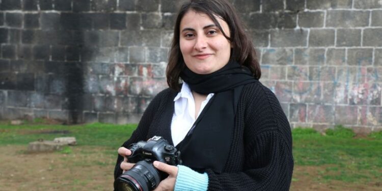 Tutuklu gazeteci Şahinli’ye bir dava daha