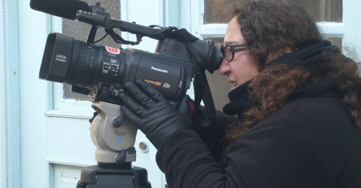 ‘Örgüt üyeliği’ iddiasıyla tutuklanan Tekin’in iddianamesinde örgüt yok