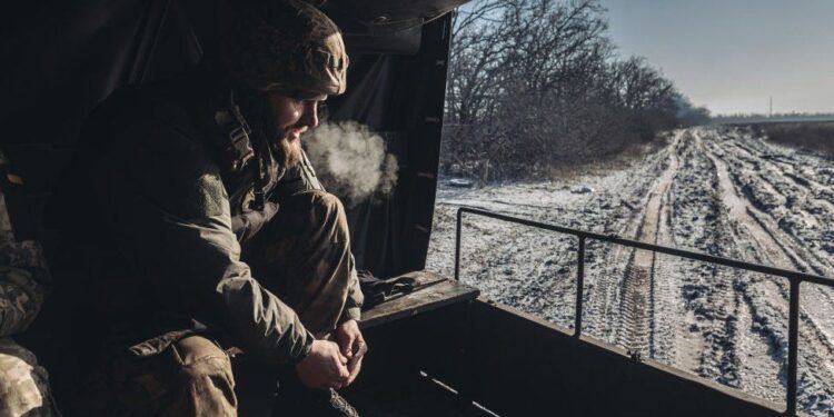 Ukrayna ordusu Soledar’dan çekildiklerini resmen doğruladı