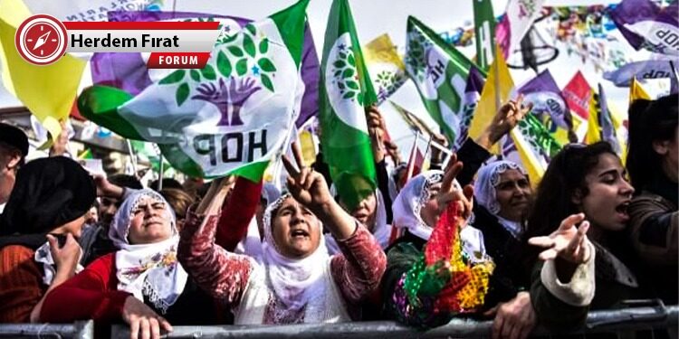 Kürtlerle uğraşmanın kime faydası var?