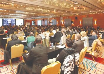 Ankara'da düzenlenen ve siyenür güzellemesi yapılan konferansta, iktidar organları, maden şirketlleri gibi katılımlar hedeflerinin ne olduğunu gösteriyor.