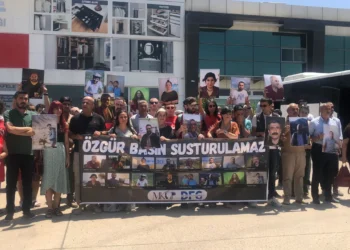 ‘Hakikati yazma mücadelemiz sürüyor’