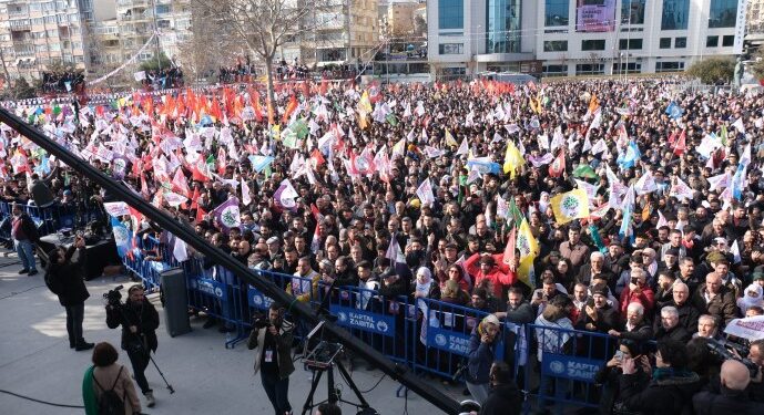 Onbinler Kartal’dan seslendi: Biz değiştireceğiz
