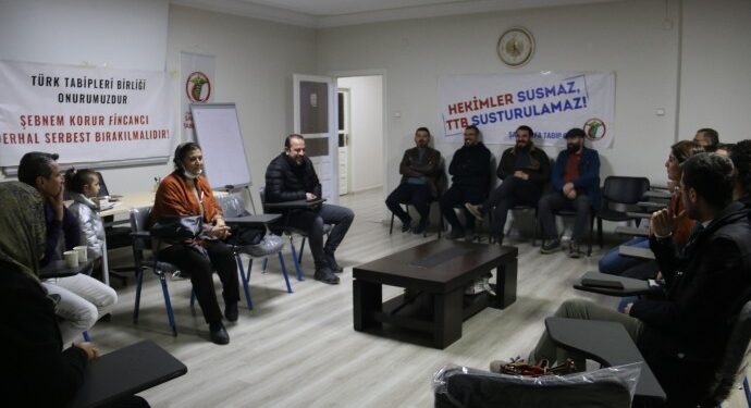 Riha’da Fincancı için başlatılan adalet nöbeti 6. haftasında