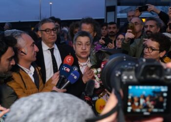 Cezaevinde çıkan Fincancı: Her türden silahın yasaklanması için elimizden geleni yapacağız