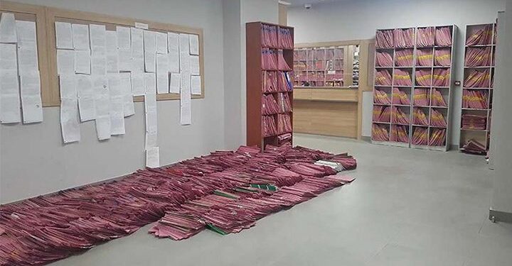 Borç yiğidin eziyeti oldu