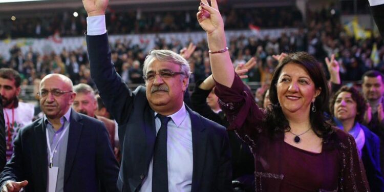 HDP kapatma davası: Sözlü savunmayı Buldan ve Sancar yapacak