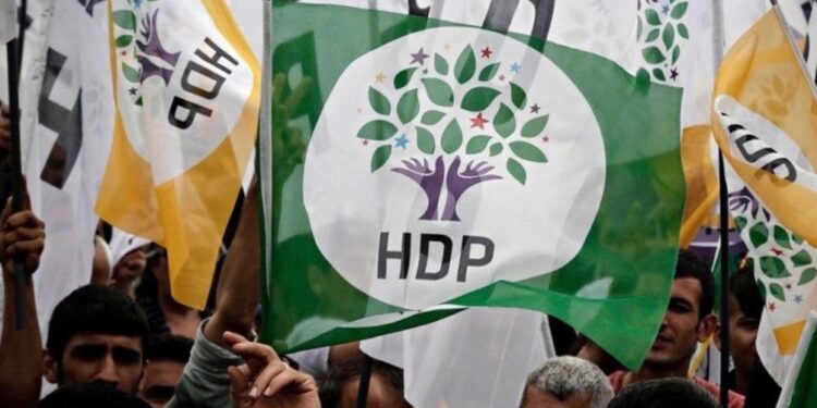HDP’den blokeye karşı kampanya: Halkımız hazinemizdir
