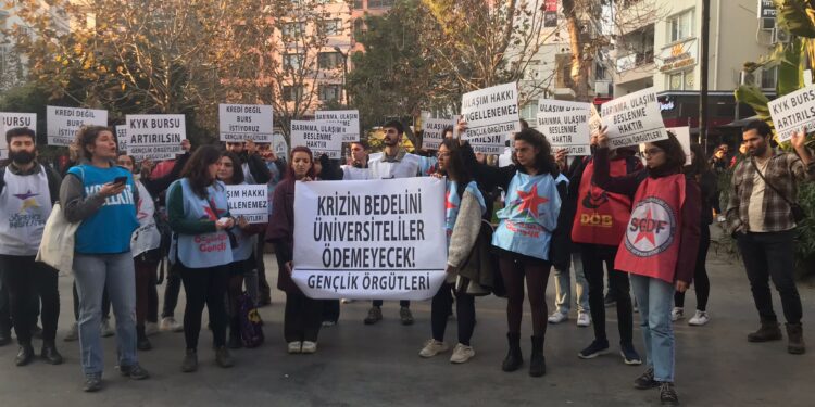 Üniversite öğrencileri: 1250 TL ile geçinmemiz bekleniyor
