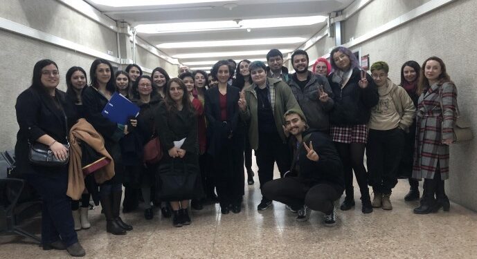 Darpedilen kadınlar yargılandı: Polis şiddet uyguladı