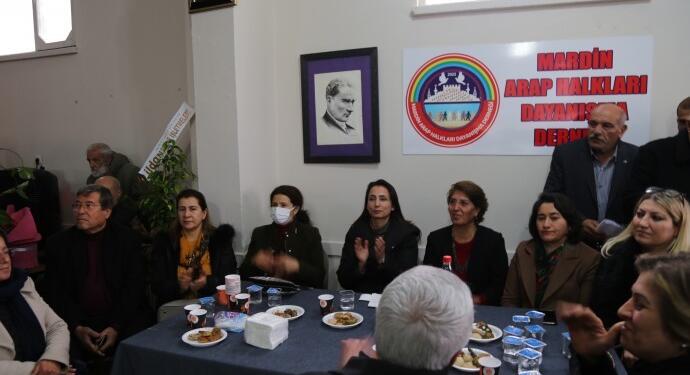 Hatimoğulları: Her halk anadilde eğitim görebilmeli