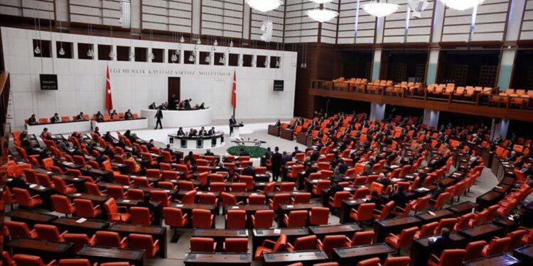 HDP, dokunulmazlık toplantısına katılmayacak