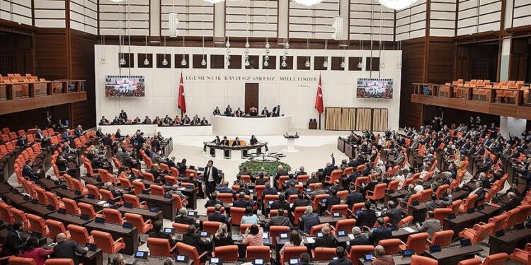 18 vekil hakkında 26 yeni dokunulmazlık dosyası Meclis’te