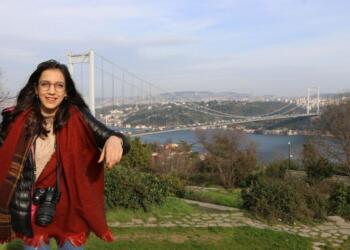 Gazetemiz çalışanı Rojin Altay gözaltına alındı