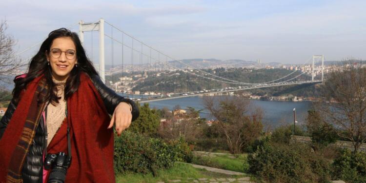 Gazetemiz çalışanı Rojin Altay gözaltına alındı