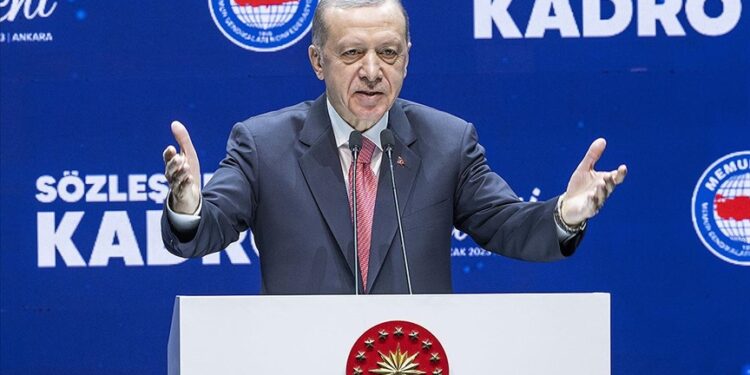 Erdoğan’dan seçim açıklaması: Erkene alabiliriz