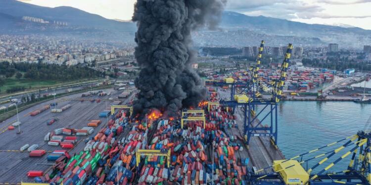 İskenderun’da konteynerde ne yandı?