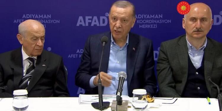 Eleştirilere hakaretle yanıt veren Erdoğan bu kez ‘helallik’ istedi