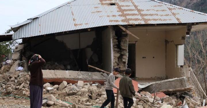 ‘Kar suyuna muhtaç bıraktılar, kızım açlıktan ölecekti’