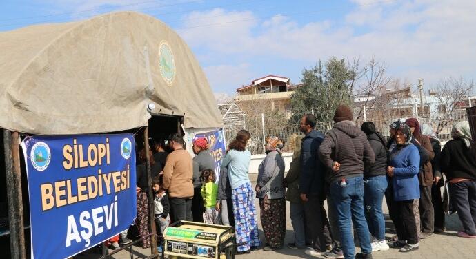 Silopiya Belediyesi Narlı’da da aşevi kurdu