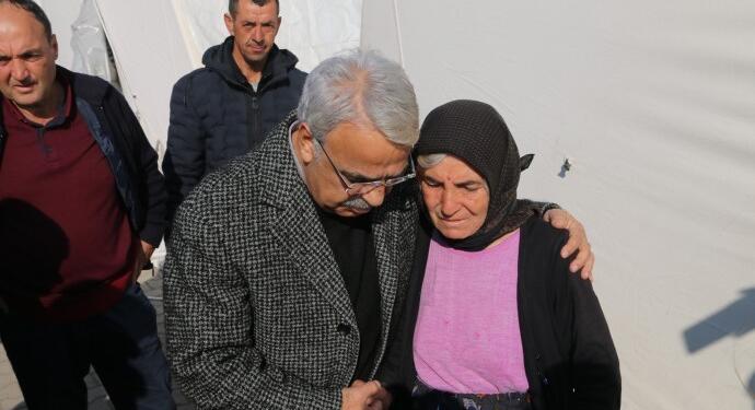 Sancar Mereş’te: Sadece yıkılan binaları değil hayatı yeniden inşa etmeliyiz