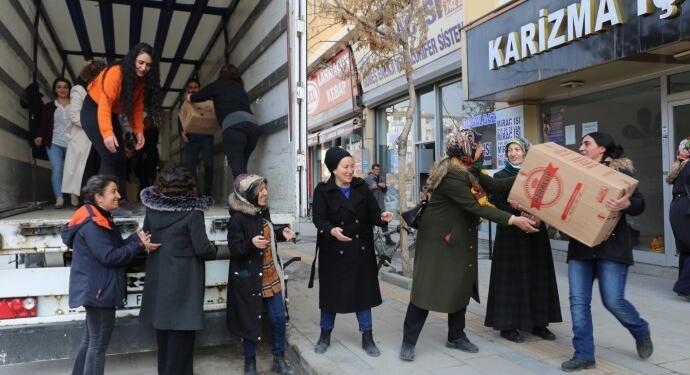 TJA’lı kadınların topladığı yardımlar Meletî’ye gönderildi
