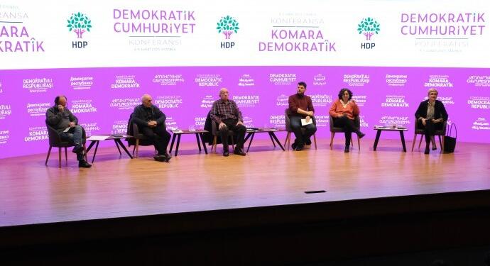 ‘Demokratik moderniteyi inşa etmek gerek’