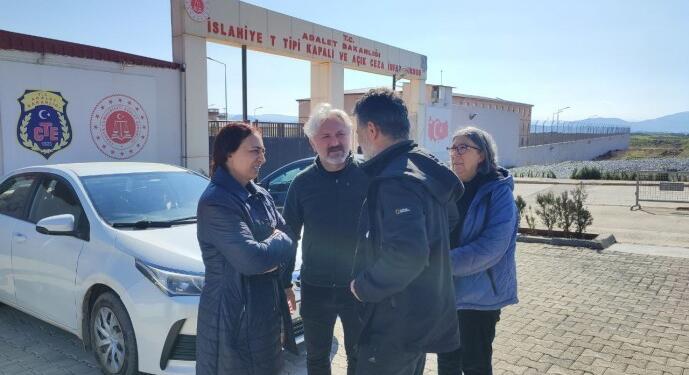 HDP milletvekillerinden İslahiye Cezaevi’ne ziyaret