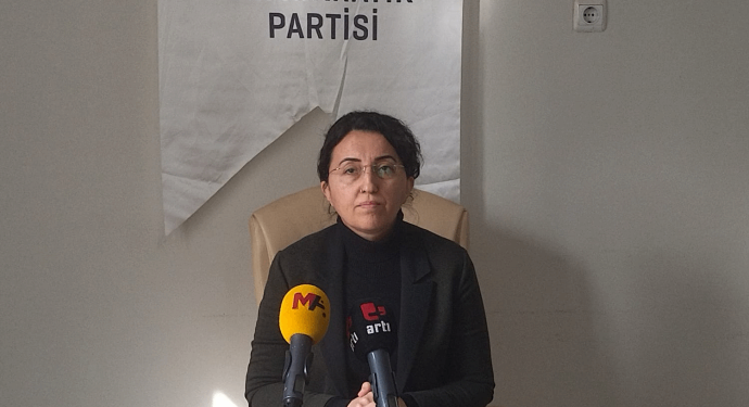 Günay deprem bölgesindeki izlenimlerini aktardı: Tam bir insanlık dramı yaşanıyor