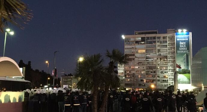 Şişli’de deprem protestosunda 20 kişi gözaltına alındı