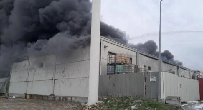 Aliağa’da atık tesisinde yangın çıktı