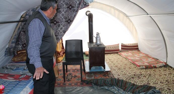 Askeriye 6 gün sonra 30 kişilik nüfusa bir çadır verdi, bu adalet mi?