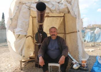 Çadırı olmadığı için donma tehlikesi geçirdi