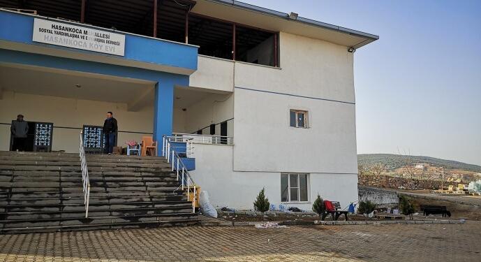 Kayyum el koyduğu yardımları AFAD deposuna taşıdı