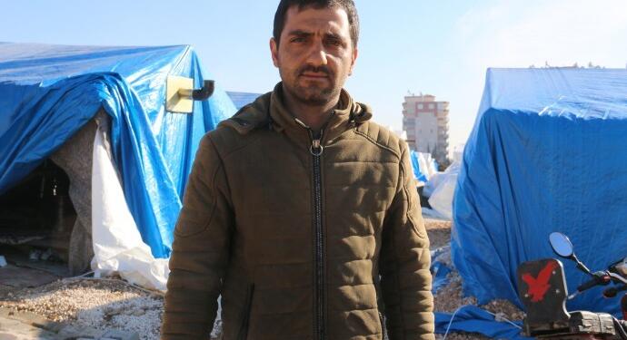 ‘Cenazeleri bile götürecek yer yoktu, sabaha kadar ateşin başında cenazelerle bekledik’