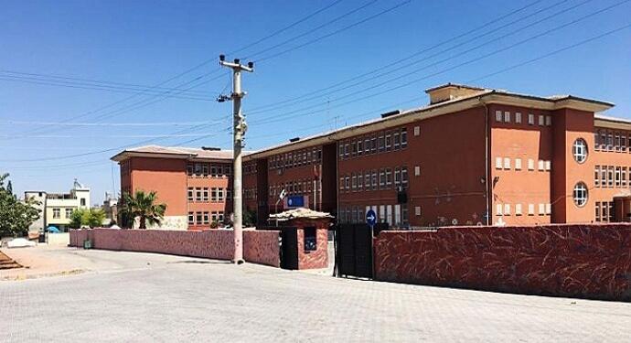 Kürtçe seçmeli ders formundan çıkarıldı: Resmi ideolojinin eğitime yansıması