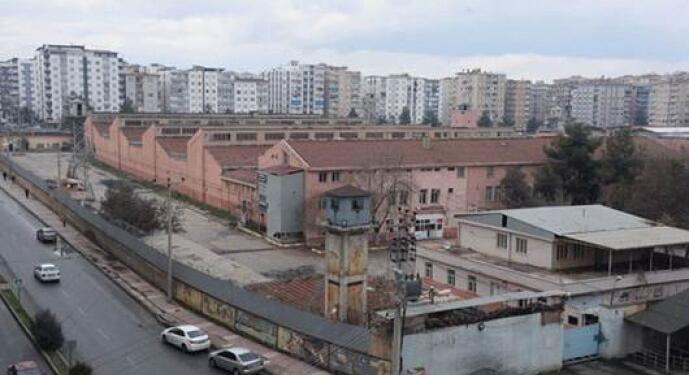 Zahidan Merkez Hapishanesi’nde tutuklulara cinsel saldırı