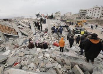 Suriye’de can kaybı 3 bin 162’ye yükseldi: Türkiye orada da yardımları engelliyor