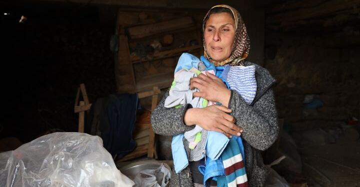 Savaştan kaçıp geldiği Semsûr’da depremde 4 çocuğunu kaybetti