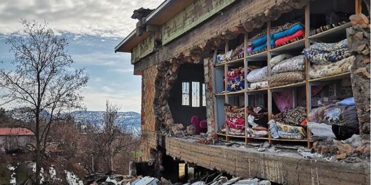 Enkaz kaldırılmadan rant paylaşımı