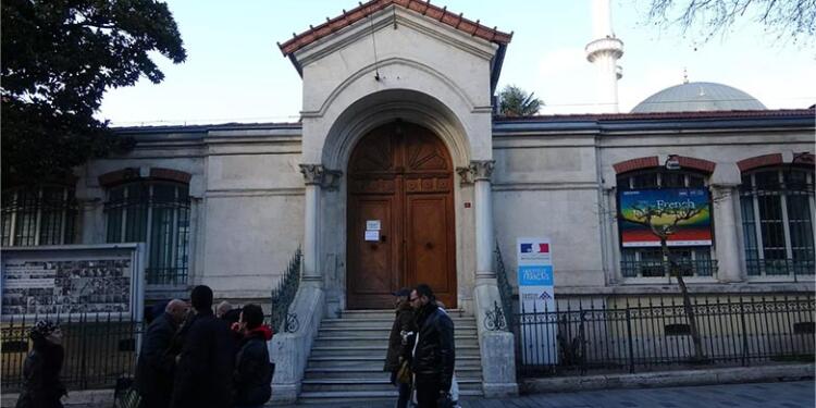 Fransa da İstanbul’daki konsolosluğunu kapattı