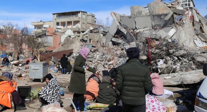 Semsûr’de 5,  Nurdağı’nda 2 kişi kurtarıldı