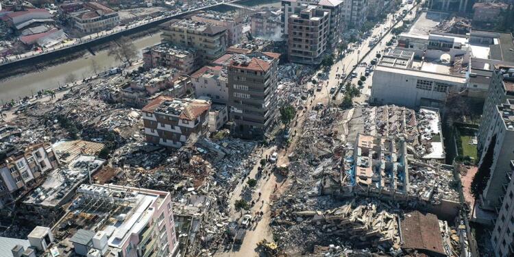Deprem bölgesinde ‘sansür’ talimatı: Depremzedeleri konuşturmayın!