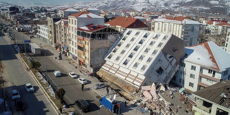 İMO’nun çöken binalara ilişkin ön raporu: 2000’den sonra yapıldılar