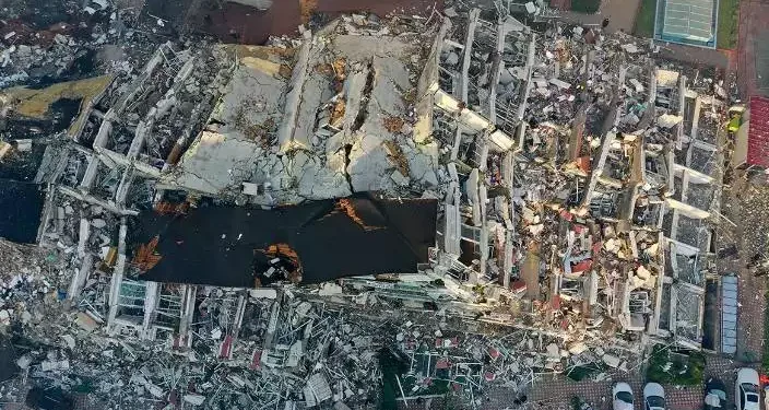 105 kişinin canına mal olan sitenin sahibi yaş haddinden serbest bırakıldı