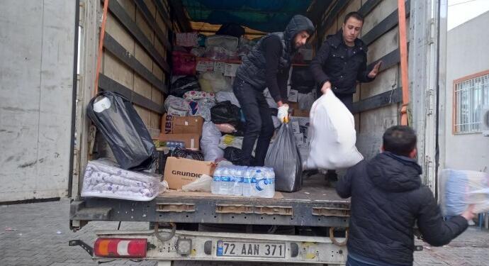 HDP evini açmak isteyenleri depremzedelerle buluşturuyor