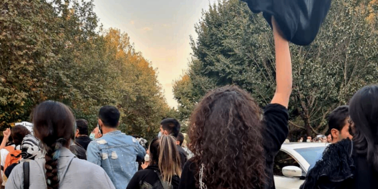 ‘İran halkının yüzde 80’i rejime hayır diyor’