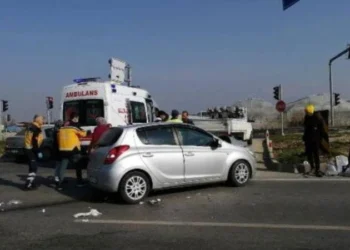 Depremzedeler kaza yaptı: 1 ölü, 5 yaralı